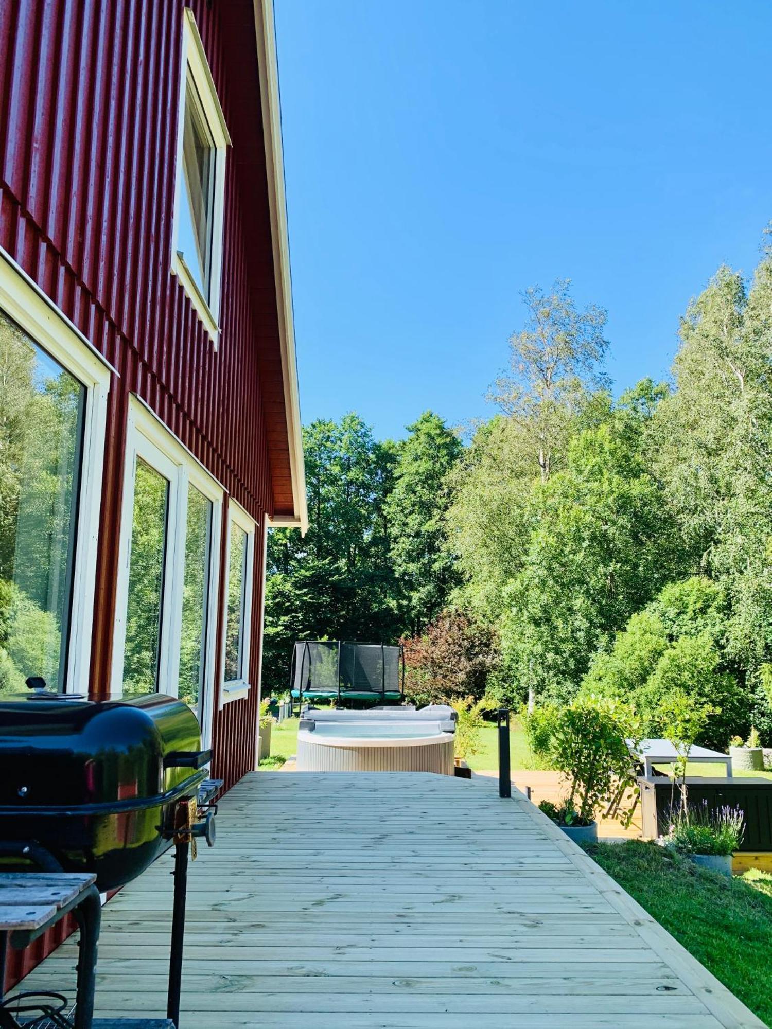The Blomsholm Cabin - Load Your Electric Car Strömstad الغرفة الصورة